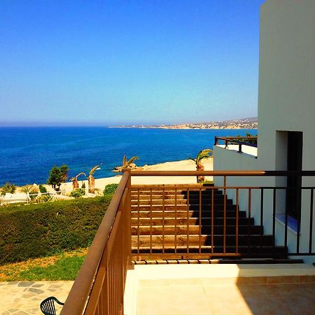 奥拉度假别墅 Paphos 外观 照片